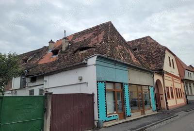 Inchiriez spatiu comercial str 9Mai - 5