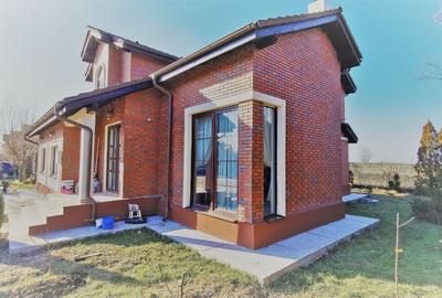 Casă individuală cu 5 camere cu Canalizare în Ostratu - 1