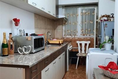 Garsonieră decomandată în Blașcovici