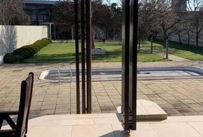 Vila spre vanzare, deosebita cu piscina, str. Voinicenilor - 3