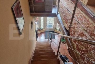 Casa in Centru Civic 4 camere , D +P+ E , PLUS SPATIU COMERCIAL - 1