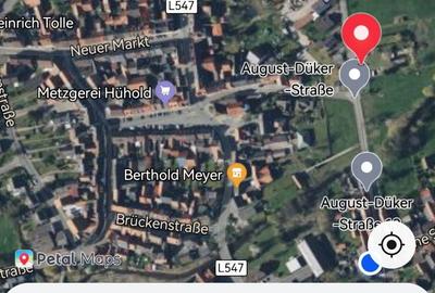 Casă cu 6 camere cu Teren 2000 Mp în Central - 1