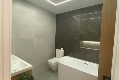 Apartament cu 3 camere decomandat în Central - 3