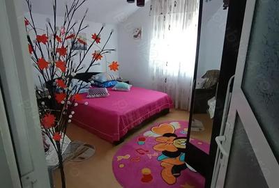 Valul lui Traian casa P+M + pod construc?ie BCA construc?ie 2007 suprafa?a totala 300 m toate utilit - 10