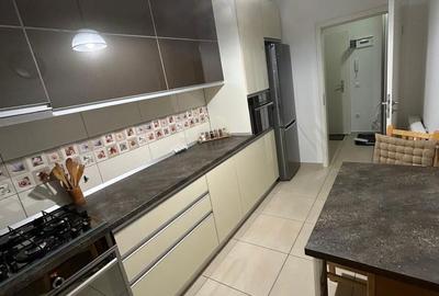 Apartament cu 2 camere decomandat în Central - 1