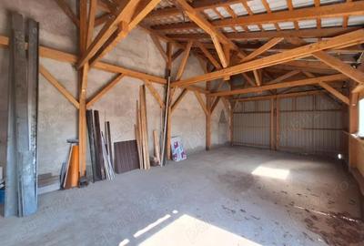 Spațiu comercial, de 315 mp, în Central - 3