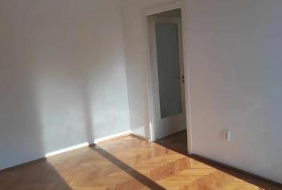 Ap 2 camere etj 3,zona Casa de Cultura - 14