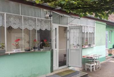 Casa cu 2 camere, 52mp, zona Remetea - 4