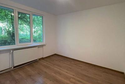 Apartament cu 2 camere decomandat în Central - 1