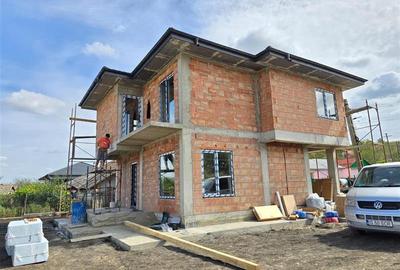 Casă individuală cu 4 camere cu Canalizare în Banu - 4
