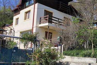 Casă cu 4 camere cu Teren 140 Mp în Central - 5