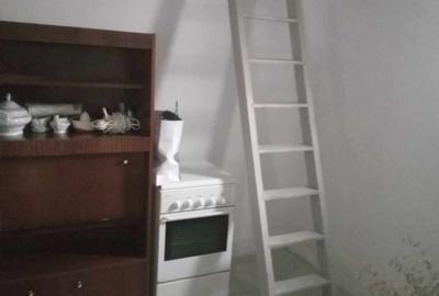 Casa de vanzare format din 2 corpuri de cladire - 6