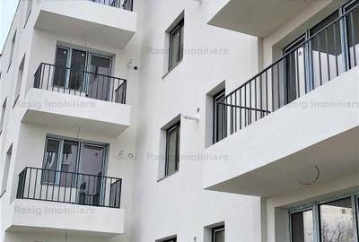 Apartament cu 3 camere semidecomandat în Ștefăneștii de Jos