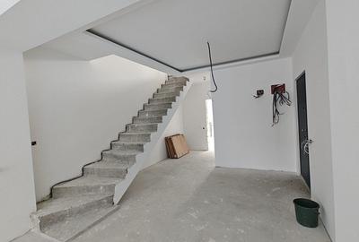 Duplex cu 4 camere cu Canalizare în Ostratu - 12