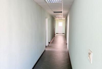 Spațiu comercial, de 300 mp, în Central - 5