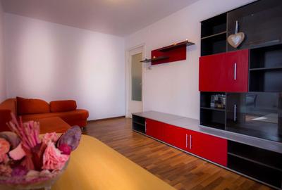 Apartament cu 2 camere semidecomandat în Dâmbu Pietros