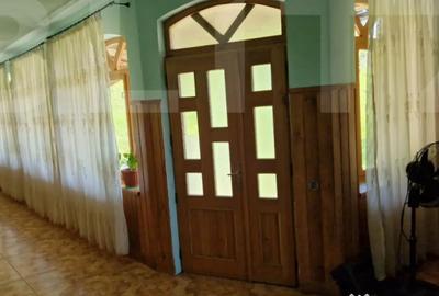 Casă cu 4 camere cu Teren 3166 Mp în Bejan - 15