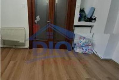 Apartament cu 3 camere decomandat în Calea Călărașilor - 1