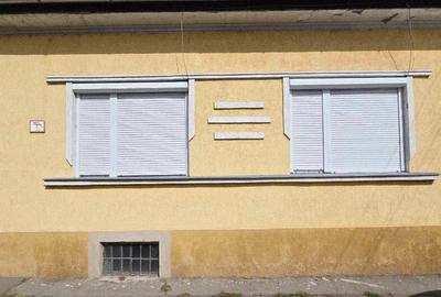 CASA DE VANZARE, SEMICENTRAL, ZONA STRAZILOR AL. VLAHU?A/C. TANASE - 1