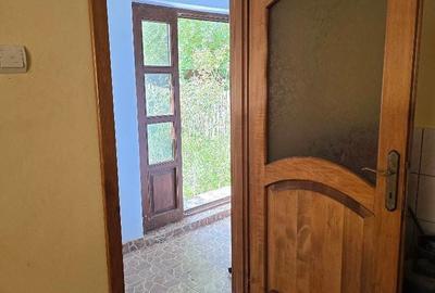 Casă cu 2 camere în Răstoaca - 3
