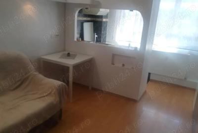 Garsonieră nedecomandată în Central - 1