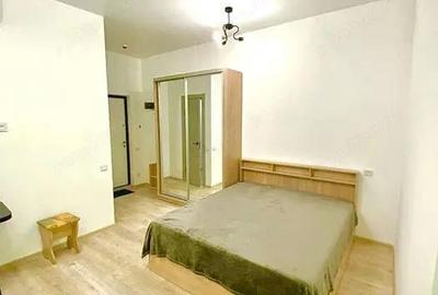 Garsonieră decomandată în P-ța Universității - 3