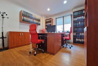 Piata Victoriei, Dorobanti, vila individuala, 8 camere, renovata integral 2015 - 2
