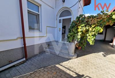 Spatiu de inchiriat 130mp zona centrala - 1