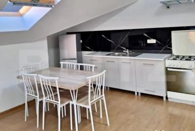 Apartament cu 3 camere decomandat în Cetate - 2