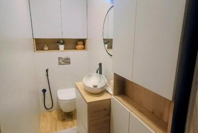Apartament cu 4 camere, mobilat în Est - 1