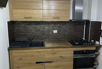 Apartament cu 3 camere decomandat în Central - 8