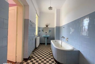 Casă cu 4 camere cu Canalizare în Central - 11
