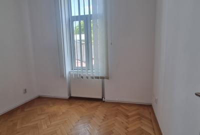 Apartament cu 2 camere semidecomandat în Calea Victoriei - 6