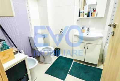 Apartament cu 3 camere decomandat în Ciurea