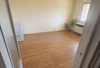 Garsonieră decomandată în 5 Călărasi - 4