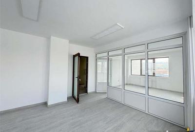 FILM Tur LIVE! Spatii comerciale moderne de inchiriat, in cladire recent renovata - 20