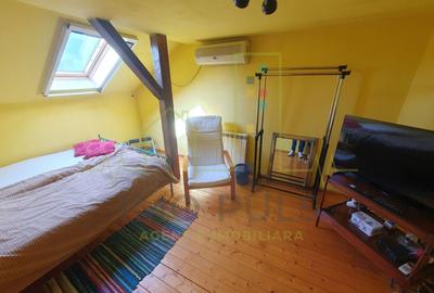 Casă individuală cu 8 camere cu Canalizare în Fabric - 4