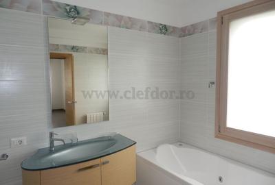 Vila de Lux in apropiere de British School - 12