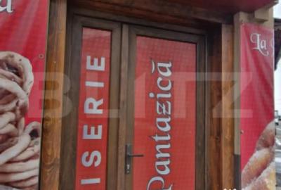 Spațiu comercial, de 45 mp, în Central - 3