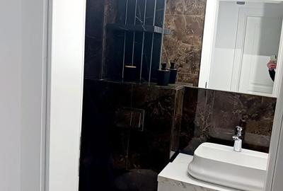 Apartament cu 3 camere decomandat în Central - 2