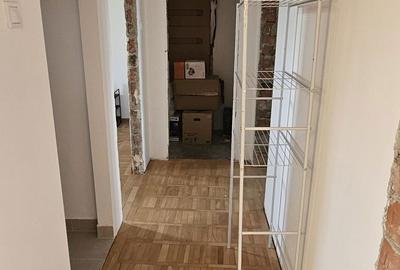 Apartament cu 3 camere semidecomandat în Drumul Taberei - 4