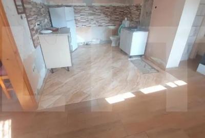 Casă cu 4 camere cu Teren 711 Mp în Vladimirescu - 1