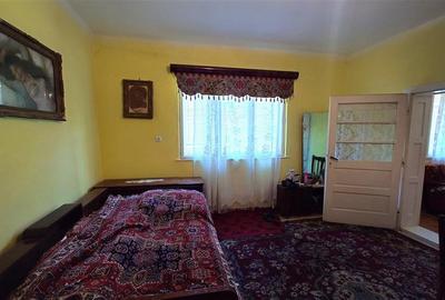 Teren generos si casa din caramida in satul istoric Tebea - 11