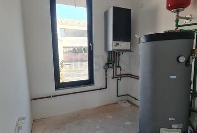 REV2004530 Vila de vanzare la padure  in Corbeanca - 8