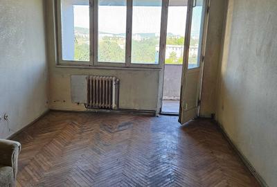 Apartament cu 2 camere decomandat în Libertății