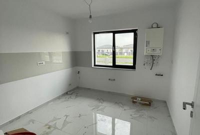 Casă cu 4 camere cu Teren 400 Mp în Clinceni - 12