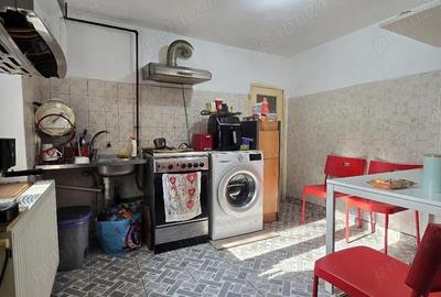 Casă cu 4 camere cu Teren 190 Mp în Giurgiului