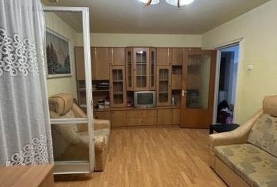 Apartament -3 camere -decomandat-Zona Rahova