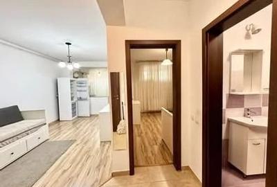 Spațiu comercial, de 40 mp, în Central - 8