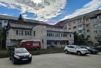 Complex comercial de 340mp in zona Obcini-Suceava - 2